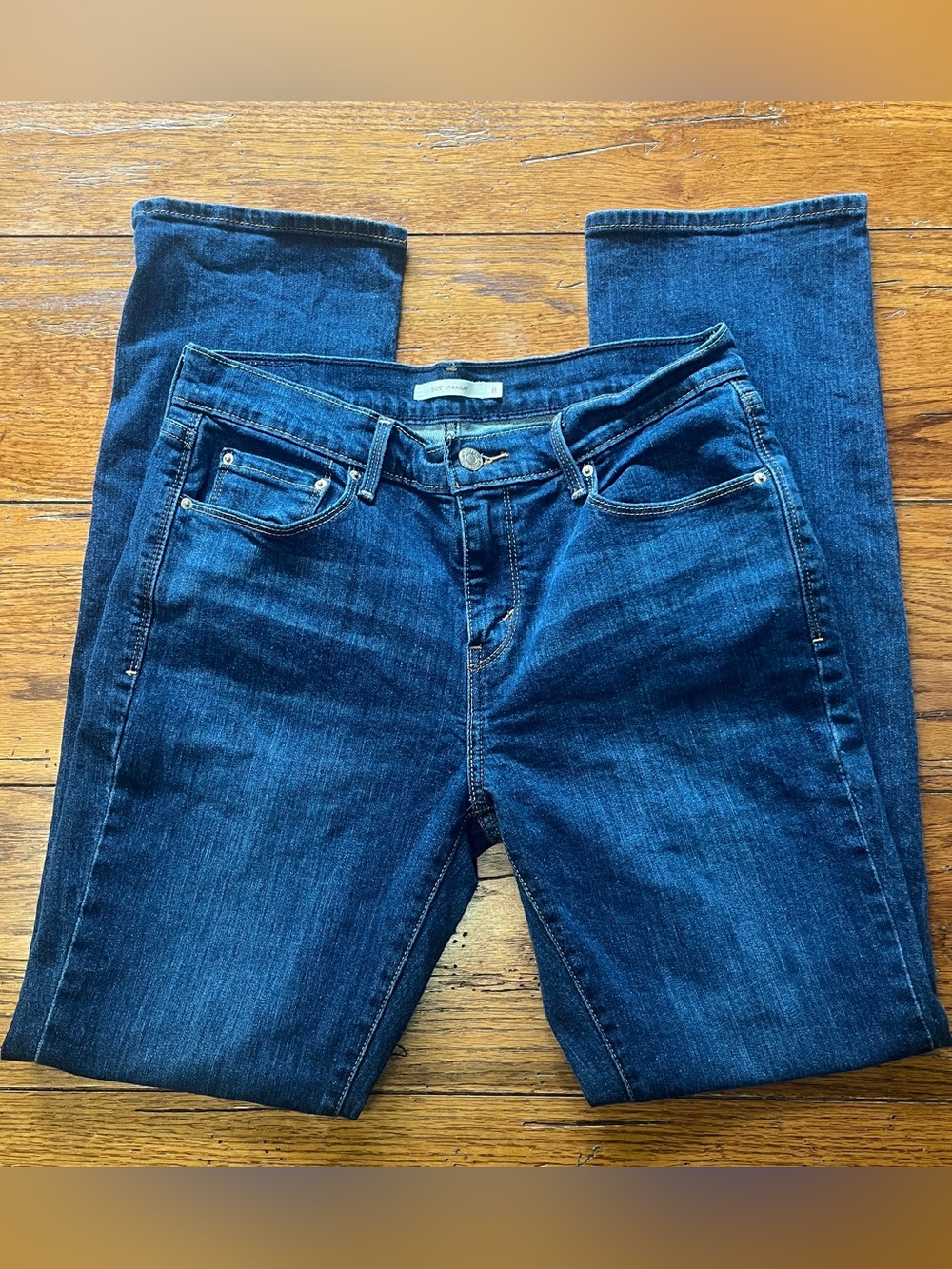 Levi’s Women’s 505 Straight size 8